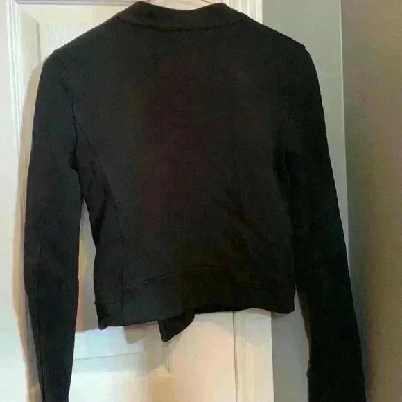 Aritzia sweater  00 - Picture 6 of 7